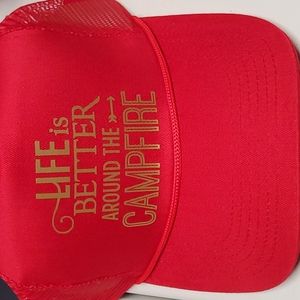Trucker hat